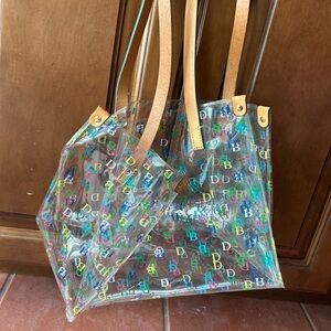 Dooney & Bourke Clear Tote with Multicolor Logo misshaped bag purse lunch bag